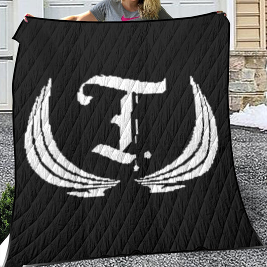 Lightweight & Breathable Quilt With Edge-wrapping Strips